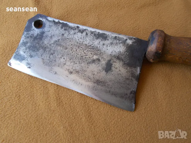 Стар кован сатър