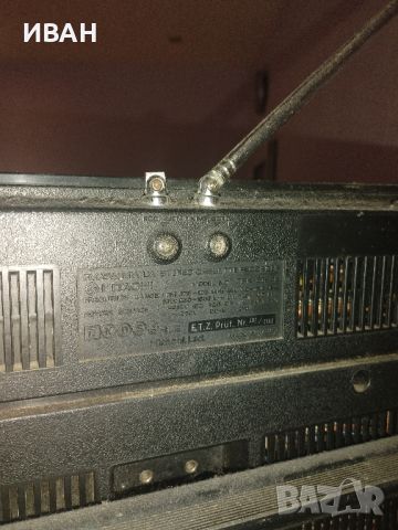 Продавам радиокасетофон ХИТАЧИ модел TRK8180E, снимка 3 - Радиокасетофони, транзистори - 45324431