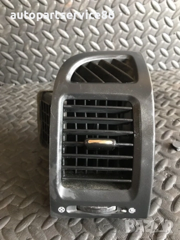 въздуховод преден десен за KIA Carnival 2.9 CRDi (2006–2010) 4D974-50800