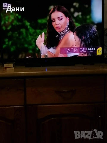 телевизор 32 инча шарп , снимка 2 - Телевизори - 54220212