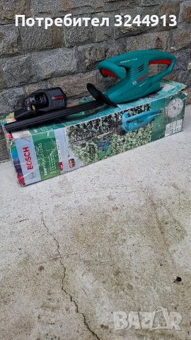 Aкумулаторна ножица за жив плет/храсторез Bosch EasyHedgeCut 12-35 / 12 V , 2 Ah , 35 см /, снимка 3 - Градинска техника - 52915275