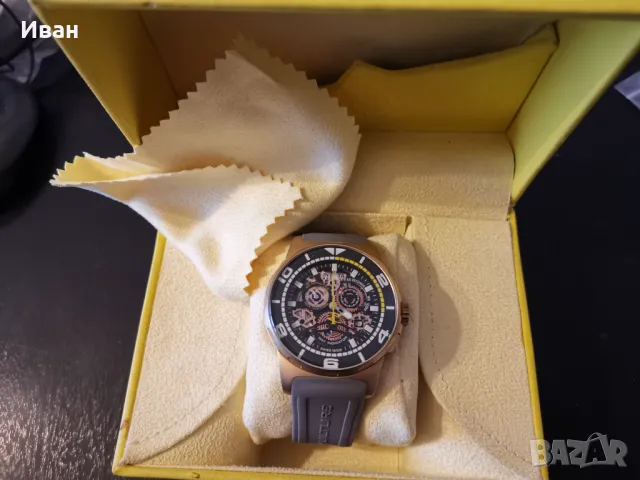Invicta Reserve Skeleton Chronograph , снимка 5 - Мъжки - 49035161