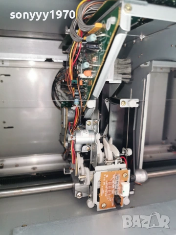 REVOX CDC 100 CD CHANGER POFESSIONAL SERIES-PRODUCED IN JAPAN-ВНОС SWISS 2801261554, снимка 10 - Ресийвъри, усилватели, смесителни пултове - 53259133