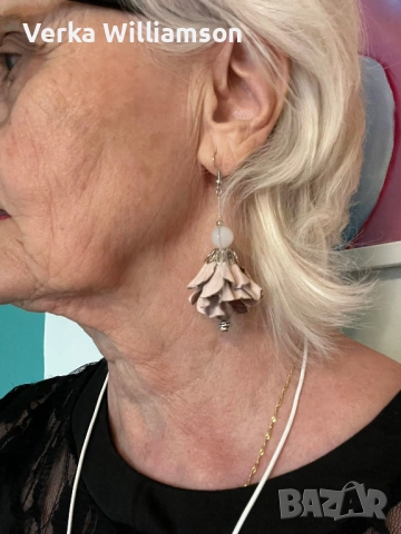 Розов (пепел от рози) комплект колие с дълги обици от кожа модел 71, снимка 5 - Бижутерийни комплекти - 53888586