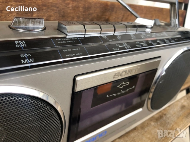 Радиокасетофон Sony CFS-330S - Japan, снимка 14 - Радиокасетофони, транзистори - 54264101