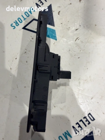 5G0959855L предно дясно копче за ел. стъкла от Volkswagen Golf VIII, 2.0 TDI BlueMotion, снимка 2 - Части - 53033841