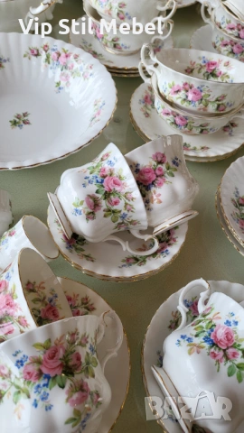 Огромен сервиз Royal Albert Moss Rose , снимка 7 - Сервизи - 53333665