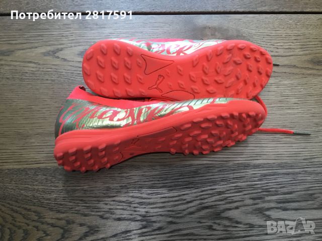 Обувки за футбол Puma Future Z 3.4 NJr Tt Jr 107108 01 Fiery Coral/Gold, размер EU37 (U.S. 5), снимка 5 - Футбол - 45429243