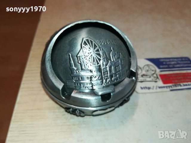 пепелник бг с метален капак 1005241057, снимка 1 - Антикварни и старинни предмети - 45666619