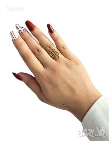 Дамски пръстен от неръждаема стомана със златисто покритие и красива текстура, снимка 2 - Пръстени - 45709085