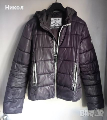 Зимно яке с качулка, Тъмно сиво