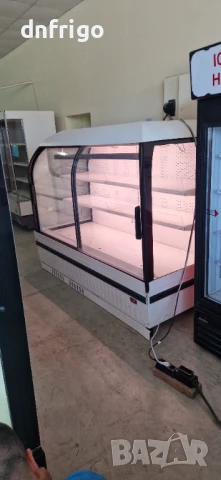 Затворена хладилна витрина среднотемпературна