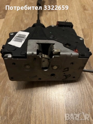 Брава на врата за Opel Corsa D Hatchback 2006 - 2014 дясна 0325407955 , снимка 3 - Части - 51898284