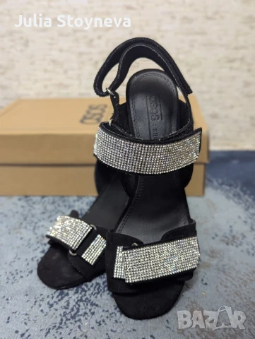 Елегантни дамски сандали N:37