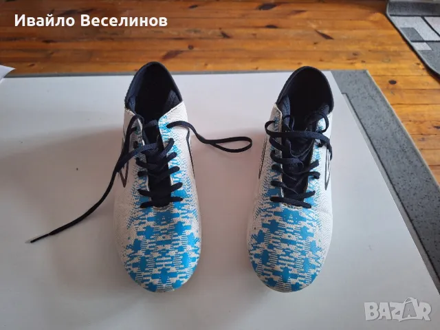 Футболни бутонки Umbro