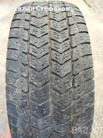 Форд транзит 6 болта джанта с гума , снимка 2 - Гуми и джанти - 53887416