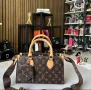 Louis Vuitton дамски чанти Различни цветове , снимка 3