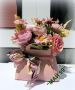 Кожена чантичка с цветя, снимка 1 - Подаръци за жени - 45636202