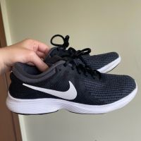 Nike маратонки , снимка 1 - Маратонки - 44018697
