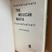 Книга "The Mexican Mafia", снимка 2 - Художествена литература - 45468445