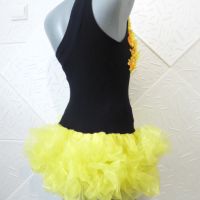 Детска рокля за латино танци с 3Д цветя ., снимка 4 - Детски рокли и поли - 45388853