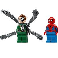 LEGO® Marvel Super Heroes 76275 - Преследване с мотоциклети: Спайдърмен срещу Док Ок, снимка 6 - Конструктори - 45614277