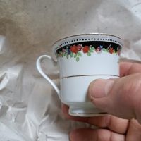 Китайски порцелан 6 бр.чашки за кафе+ 6 бр.чинийки/, снимка 3 - Антикварни и старинни предмети - 45464616