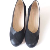Дамски обувки с нисък ток от естествена кожа, снимка 2 - Дамски обувки на ток - 45076446