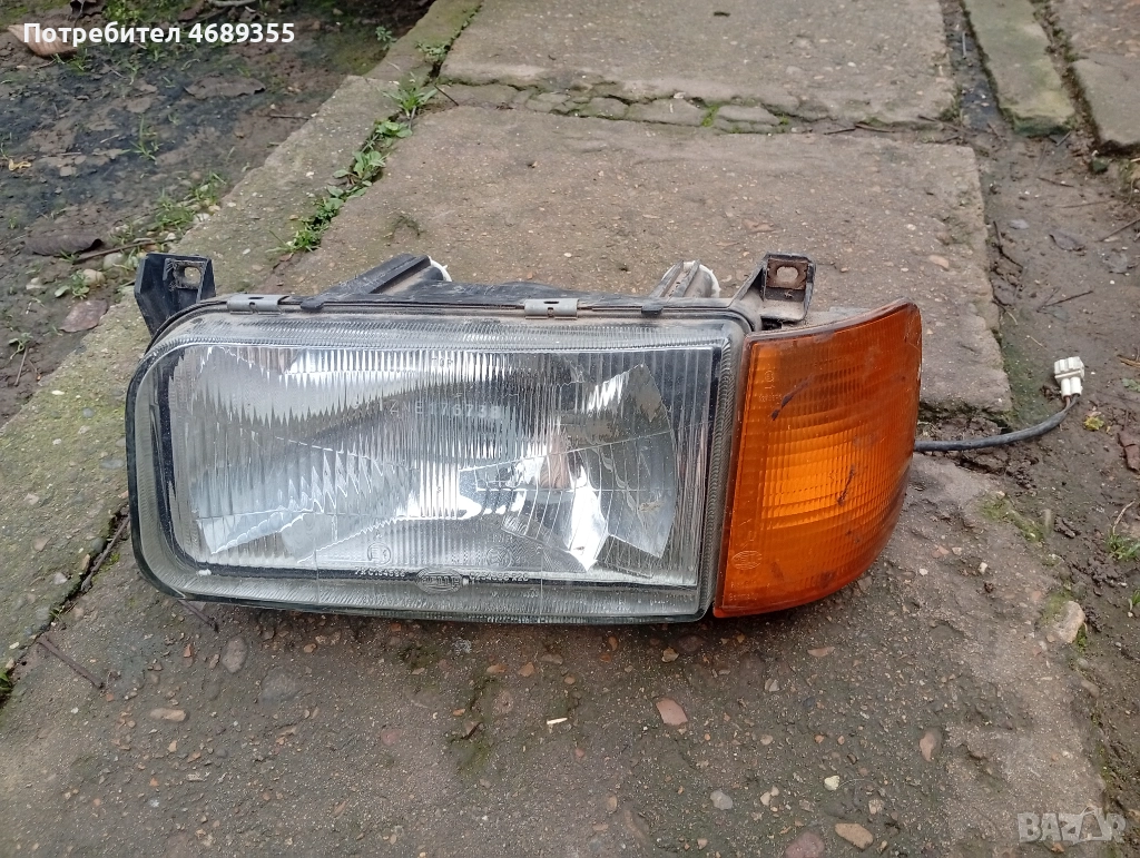 Продавам ляв фар за Пасат Б3 с мигач, снимка 1