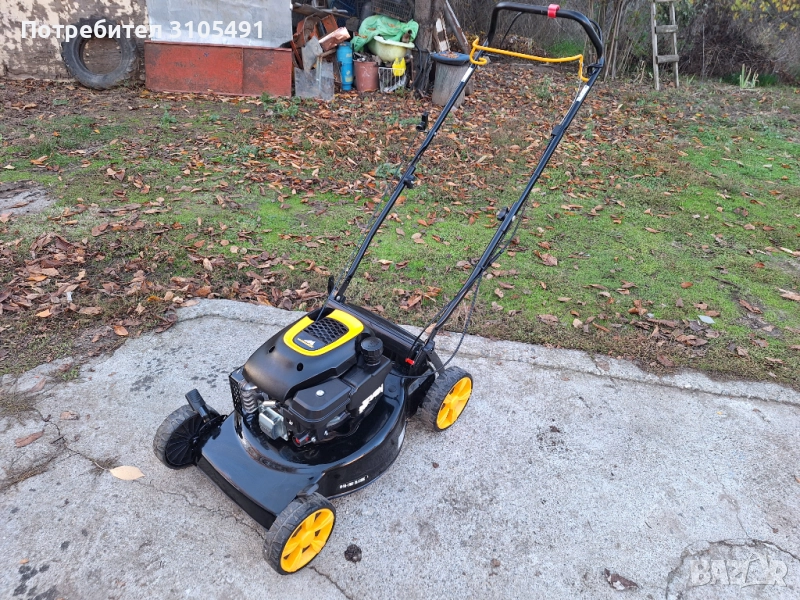 Косачка Husqvarna McCulloch 5 к.с. самоходна мулчираща без кош, снимка 1