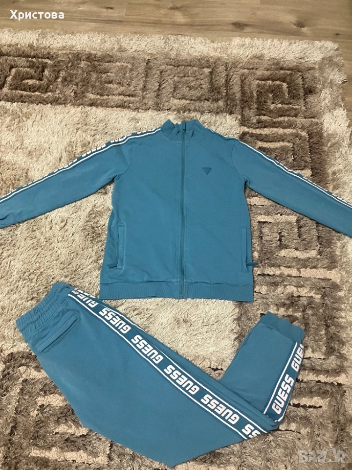 Оригинален екип Guess , снимка 1