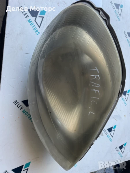 Фар десен 0301152601 за Renault Traffic, Рено Трафик, снимка 1