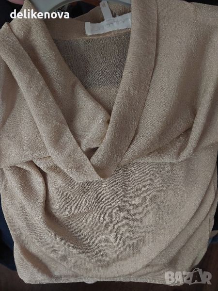 ESCADA Original. Size M Страхотен златист топ, снимка 1