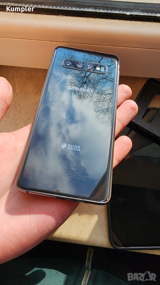 Samsung Galaxy S10, снимка 1