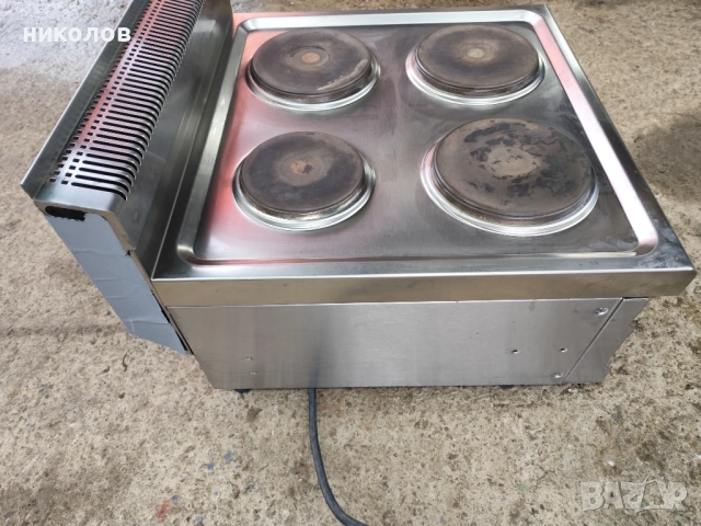 Професионална печка с котлони, снимка 3 - Обзавеждане на кухня - 53240983