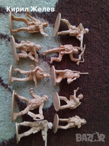 Войници пластмасови 12 броя 51728