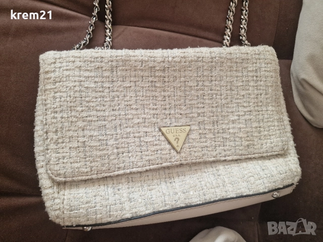 Guess дамска чанта , снимка 8 - Чанти - 51910032