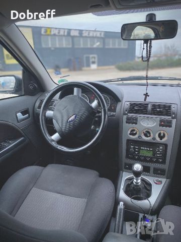 Ford Mondeo 1.8 125к.с 16v DURATEC Ghia, снимка 7 - Автомобили и джипове - 45180940