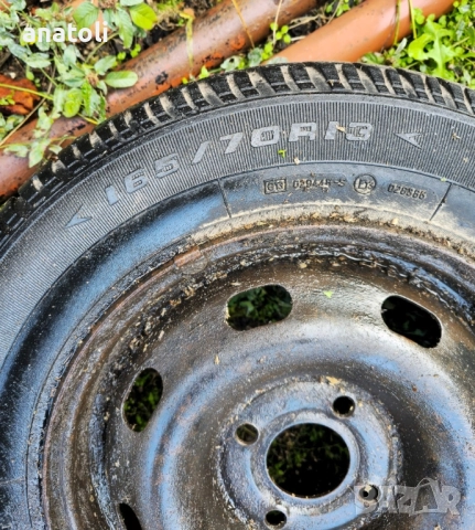 Резервна патерица Рено канго , снимка 2 - Гуми и джанти - 52207237