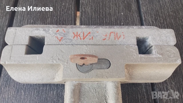 Оригинална заключалка за педали за лада и жигули