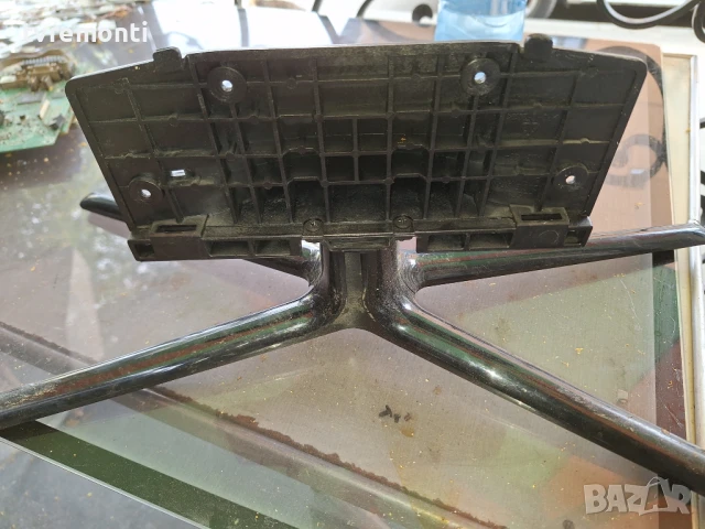 оригинална стойка телевизор SAMSUNG модел UE40ES6100, снимка 2 - Стойки, 3D очила, аксесоари - 50741578