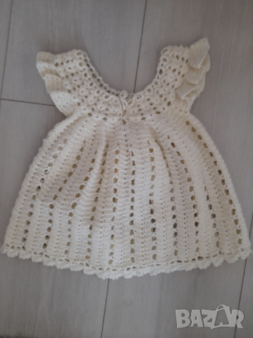 Ръчно плетени роклички, снимка 2 - Бебешки рокли - 45003645