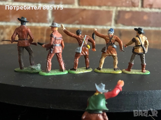 Стари фигурки войници Elastolin.Индианци , каубои, рицари…, снимка 7 - Колекции - 53731478