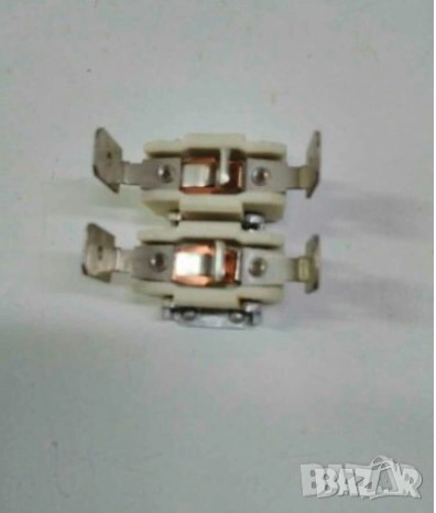 Термозащита двойна биметална 150гр. 2н.з.контакта х10А/250в отваря при 150гр.