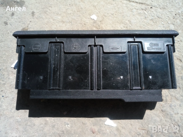 Касетник за VW Passat B3, снимка 4 - Аксесоари и консумативи - 51734845