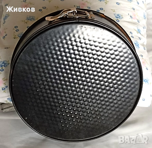 Форма за печене. Диаметър 26.5 см.