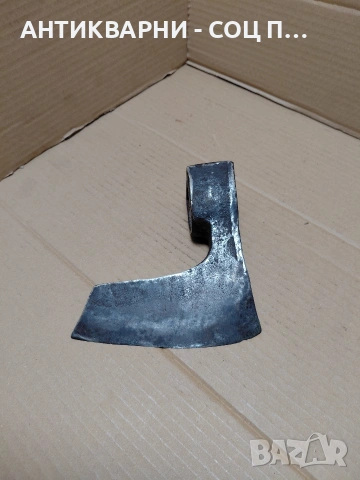 Соц Стара Ръчно Кована Брадва Сърп И Чук 1.300кг. НОМЕР 568., снимка 4 - Антикварни и старинни предмети - 54169068