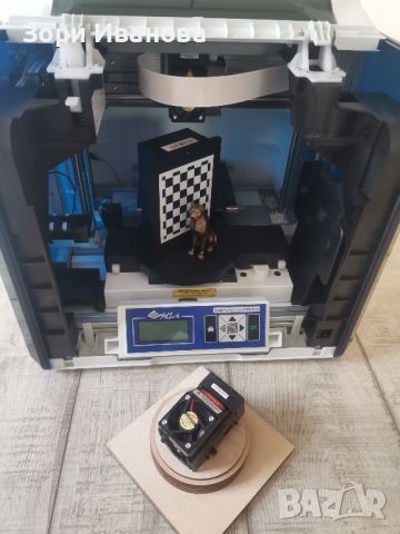 Триизмерен принтер XYZ Da Vinci Jr 1.0-3 in 1, снимка 4 - Друга електроника - 45452749