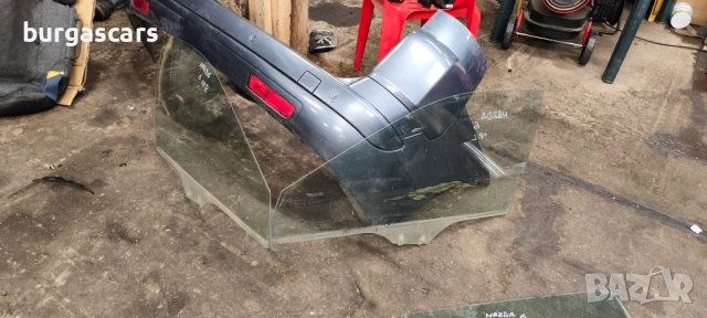 Стъкло врата предна лява дясна Mazda 6 GG 02-08г