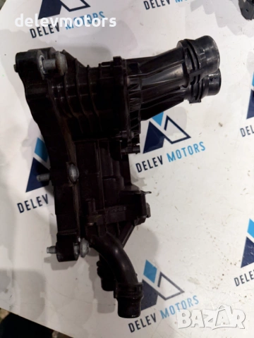 05L121111Q термостатно тяло, корпус за термостат от Volkswagen Golf VIII, 2.0 TDI BlueMotion, снимка 4 - Части - 53950705